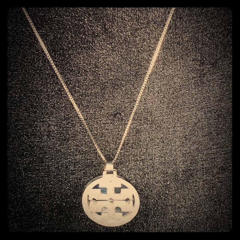 EUC-Tory Burch Pendant  Adjustable Silver Necklace